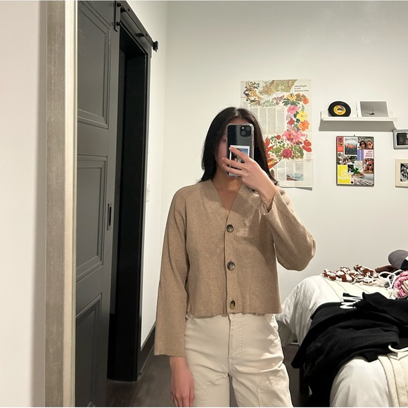 Zara tan cardigan - Picture 3 of 6